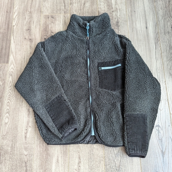 Urban Outfitters Cozy Black Sherpa Teddy Jacket - Picture 12 of 12